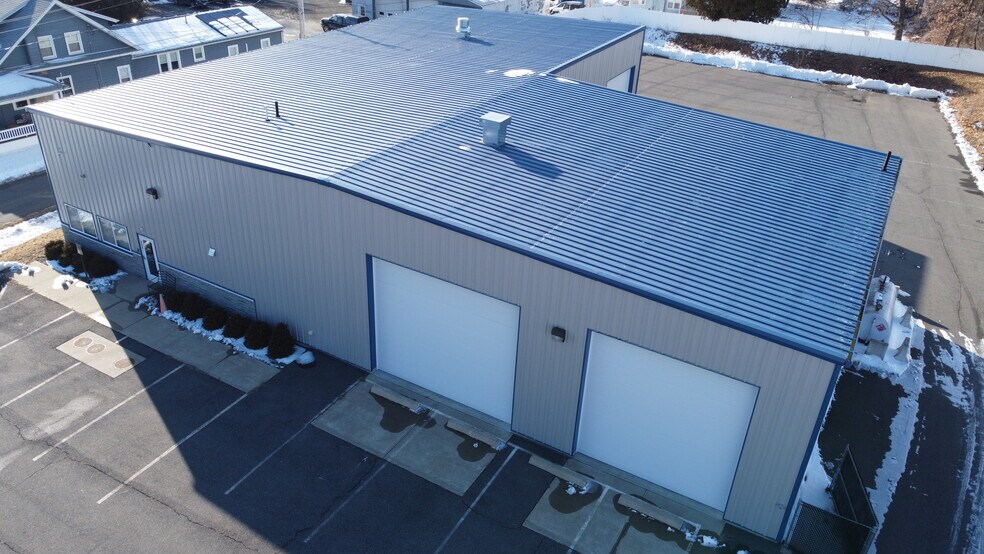 809 College Hwy, Southwick, MA 01077