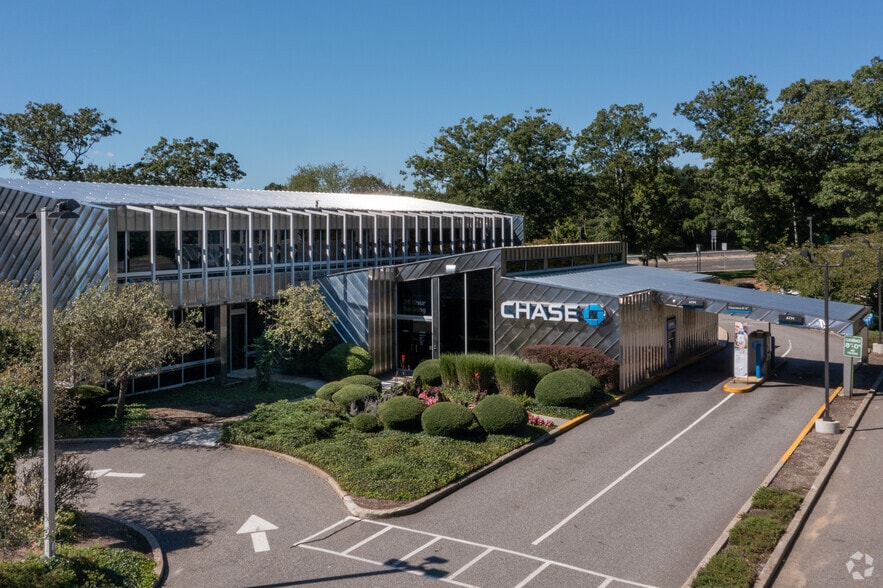 1455 Veterans Memorial Hwy, Hauppauge, NY for sale - Building Photo - Image 1 of 1