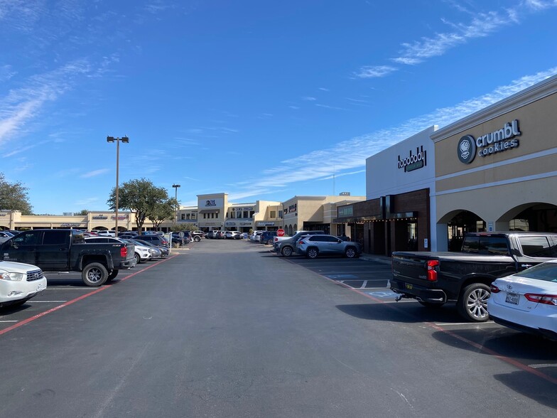 4400 N Midland Dr, Midland, TX for lease - Building Photo - Image 2 of 15