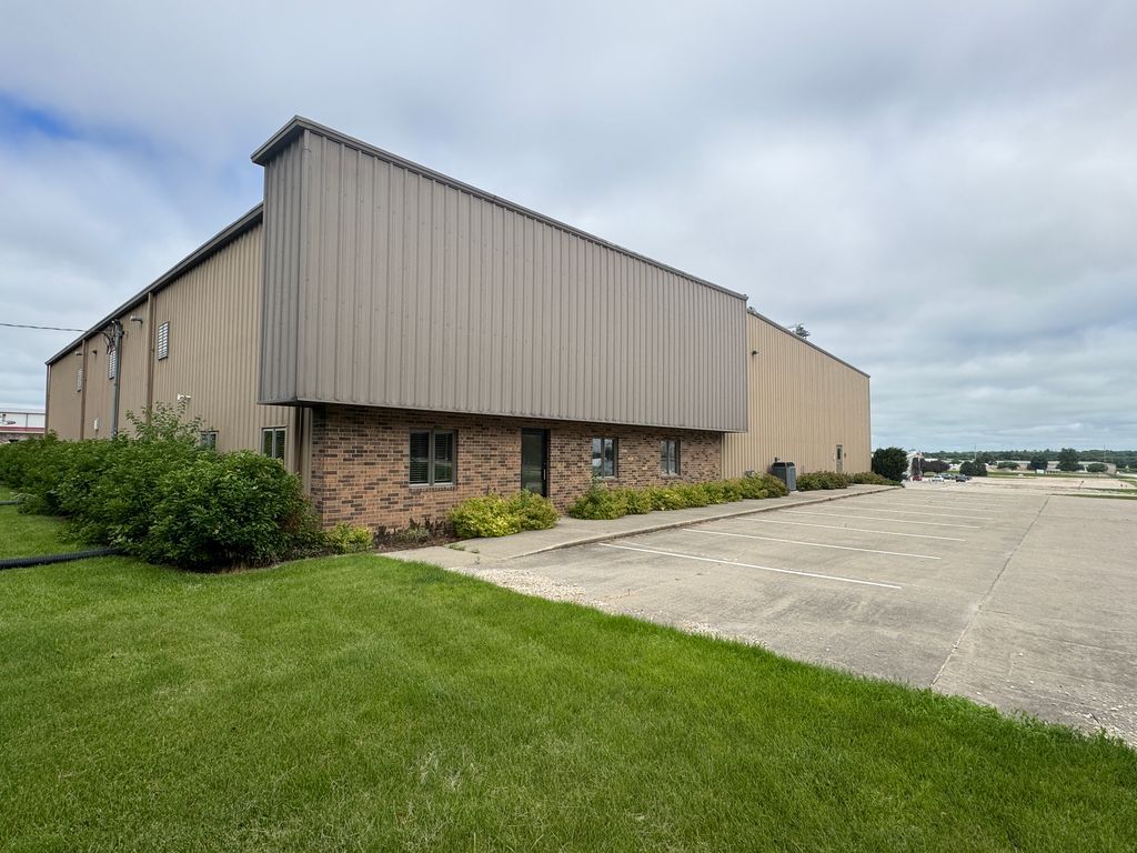 525 Lawler St, Iowa Falls, IA for sale Primary Photo- Image 1 of 5