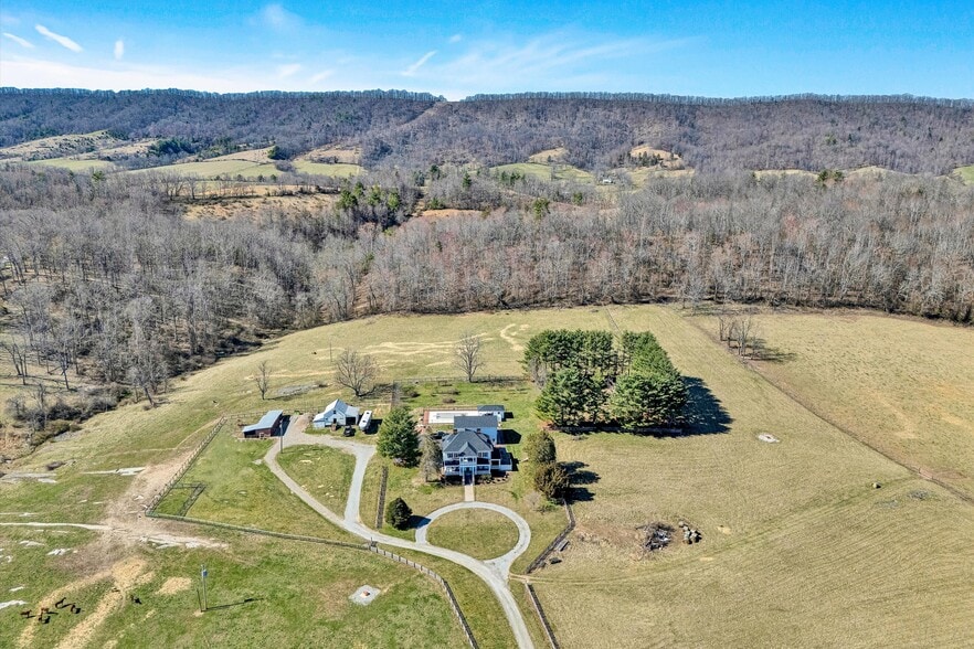 6112 E Lee Hwy, Draper, VA for sale - Aerial - Image 3 of 54
