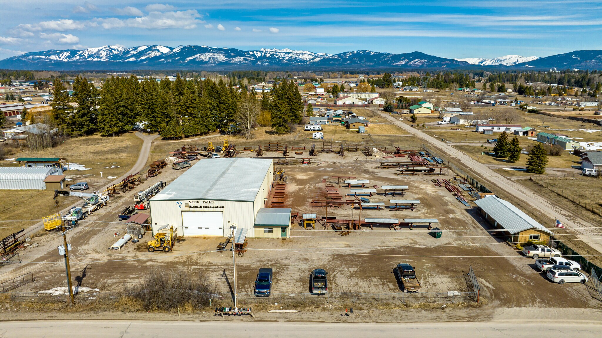 199 Brunner Rd, Columbia Falls, MT for sale Primary Photo- Image 1 of 1