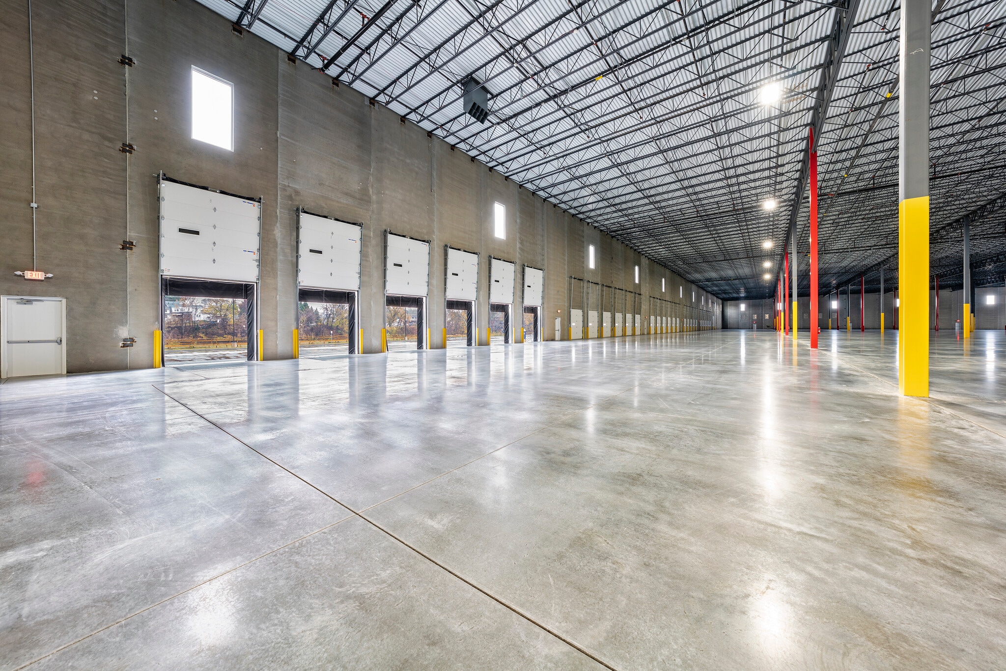 122 8th St, Passaic, NJ for lease Interior Photo- Image 1 of 5