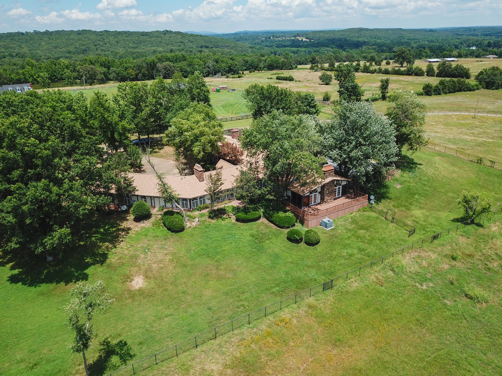 3655 Beach Way, Van Buren, AR for sale Aerial- Image 1 of 109