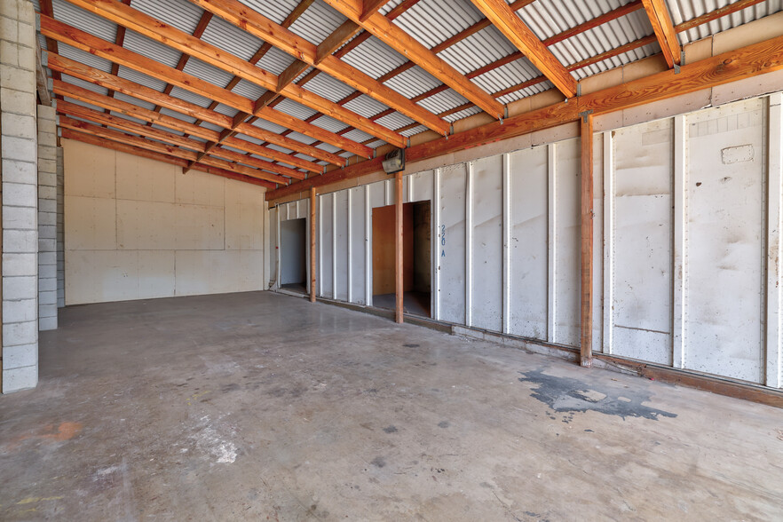 84-276 Ikuone Pl, Waianae, HI for lease - Building Photo - Image 1 of 7