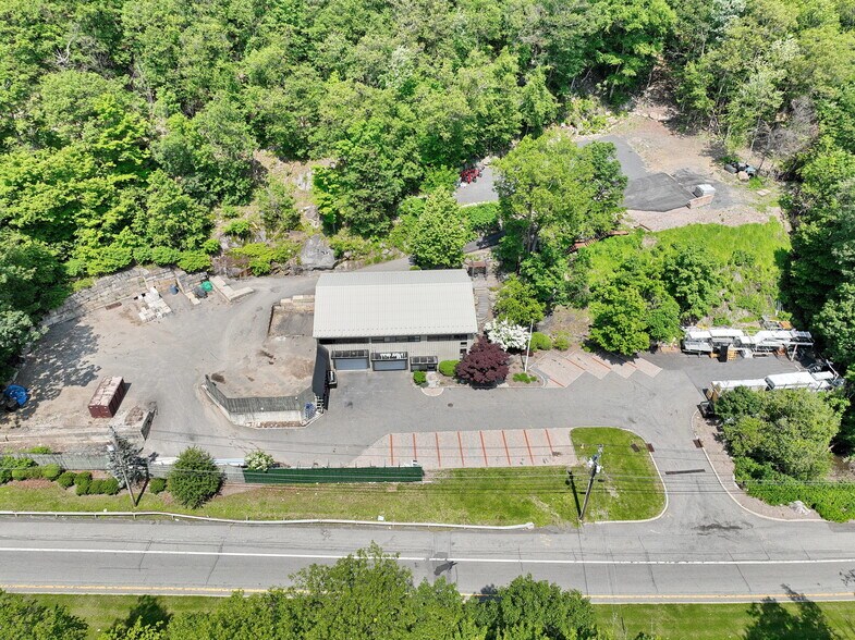 353 State Route 17, Hillburn, NY for sale - Building Photo - Image 1 of 1