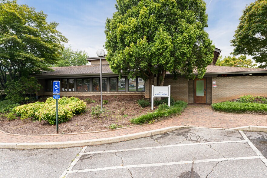 90 Asheland Ave, Asheville, NC for sale - Building Photo - Image 3 of 48