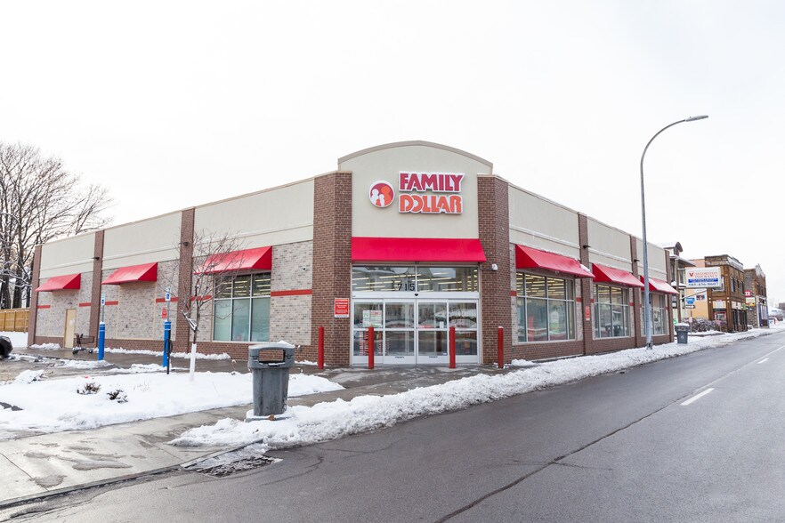 715-723 W Main St, Rochester, NY for sale - Building Photo - Image 1 of 1