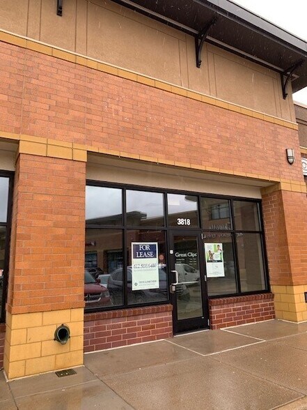 3800 W Old Shakopee Rd, Bloomington, MN for lease - Building Photo - Image 2 of 26