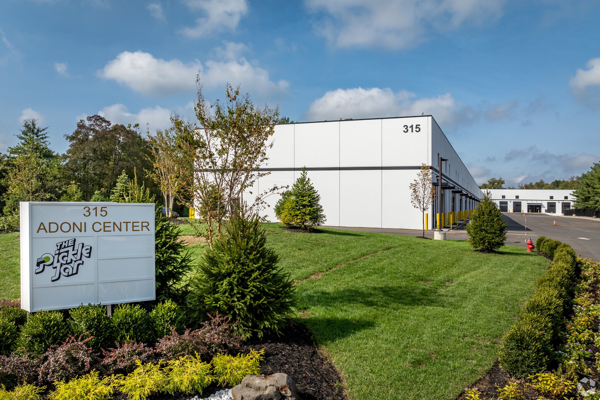 315 Roycefield Rd, Hillsborough, NJ for lease Primary Photo- Image 1 of 15