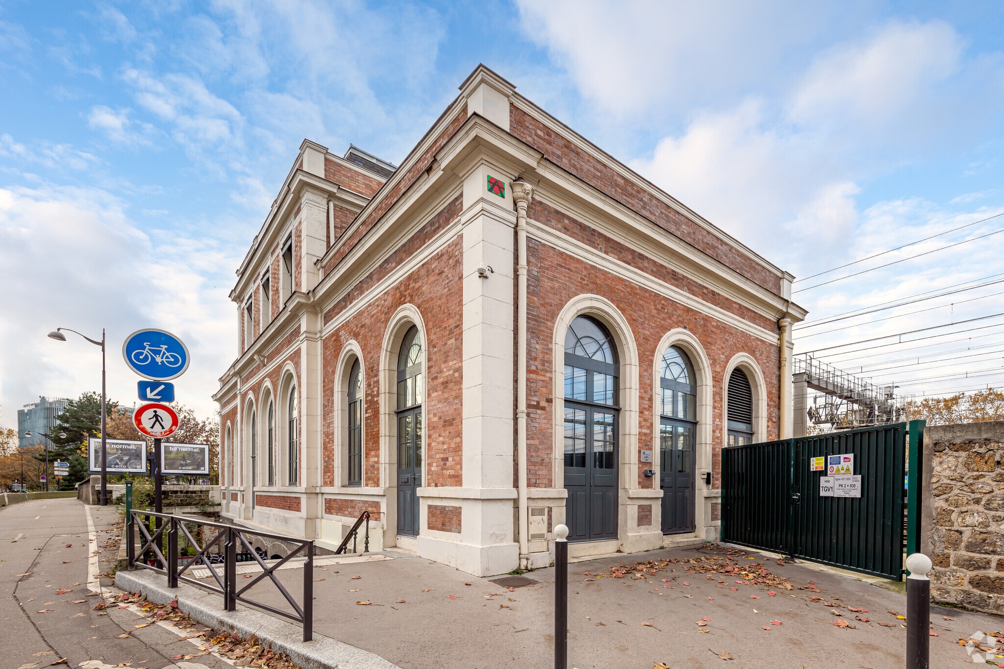 232 Rue Vercingétorix, Paris for lease Primary Photo- Image 1 of 4