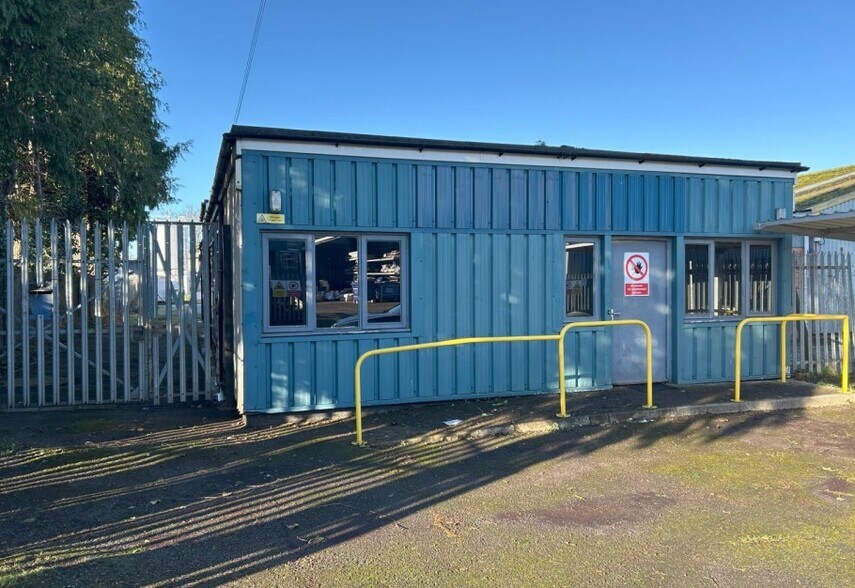 Cornishway E, Taunton for sale - Primary Photo - Image 1 of 1