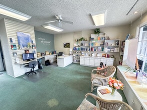 224 Main St, Seal Beach, CA for lease Interior Photo- Image 2 of 11