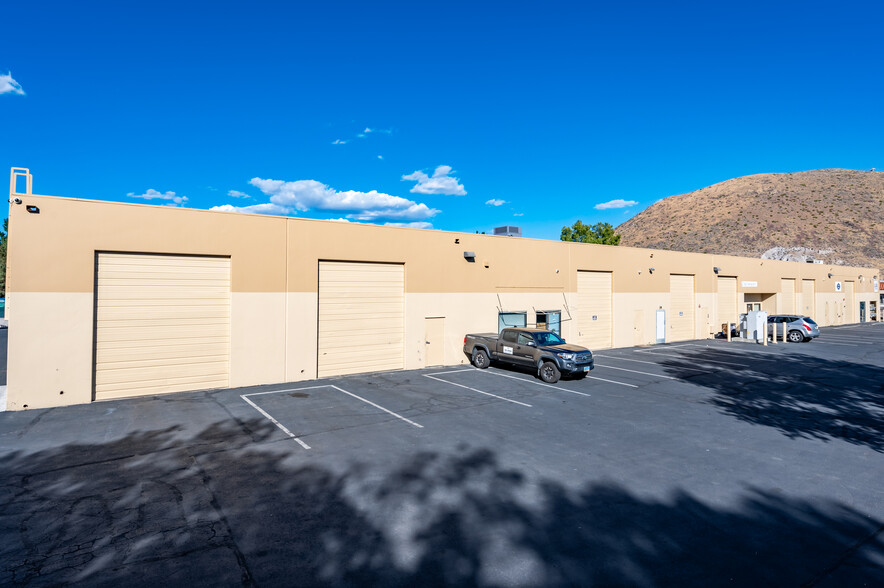 5303 Louie Ln, Reno, NV for lease - Building Photo - Image 2 of 4