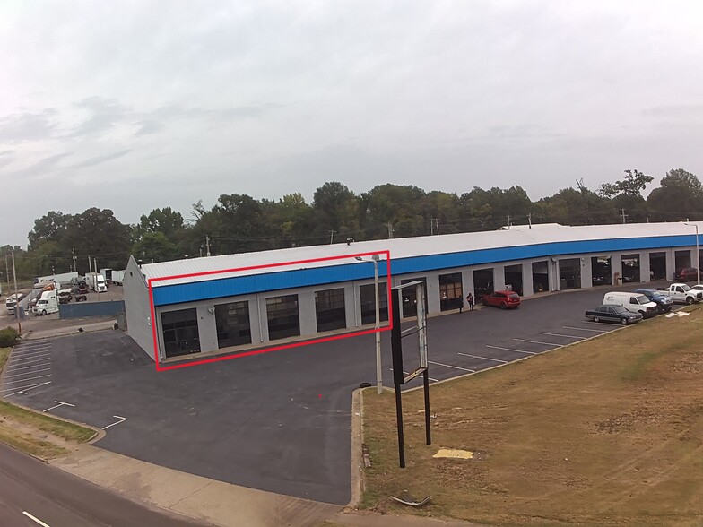 3620 Lamar Ave, Memphis, TN for lease - Building Photo - Image 3 of 8