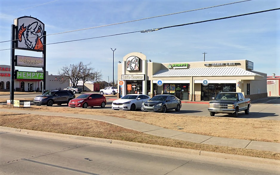 12291233 N Santa Fe Ave, Moore, OK 73160