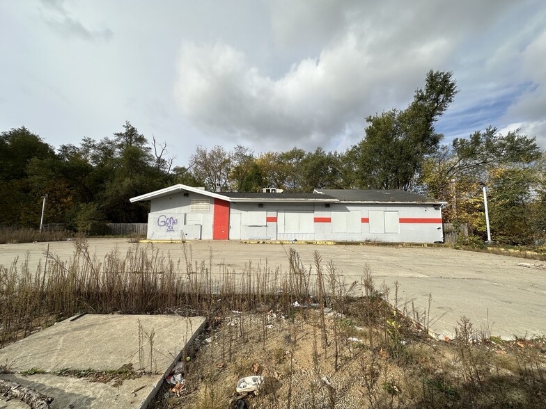 2536 S Sprinkle Rd, Kalamazoo, MI for sale - Building Photo - Image 1 of 3