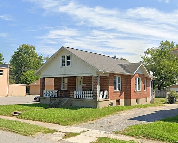 33 Units in Cape Girardeau portfolio of 29 properties for sale on LoopNet.com - Building Photo - Image 3 of 20