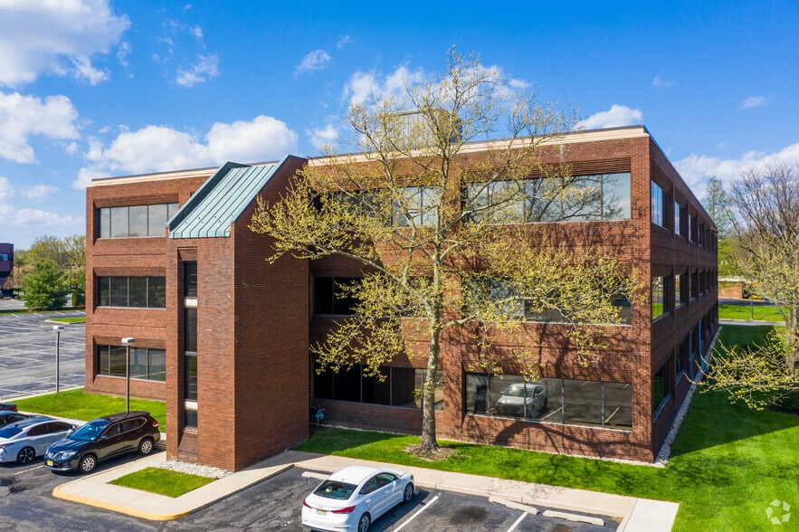 303 Fellowship Rd, Mount Laurel, NJ for lease - Building Photo - Image 3 of 7