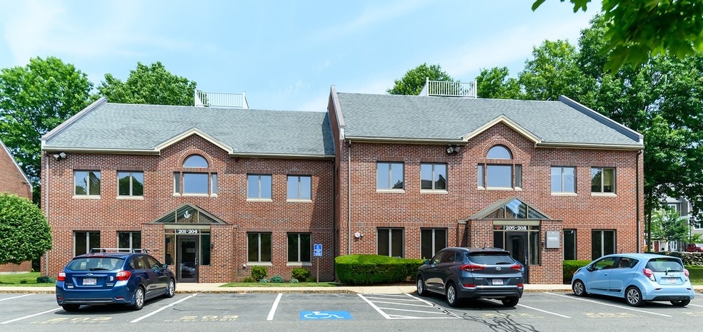 100 Conifer Hill Dr, Danvers, MA for lease - Building Photo - Image 2 of 25