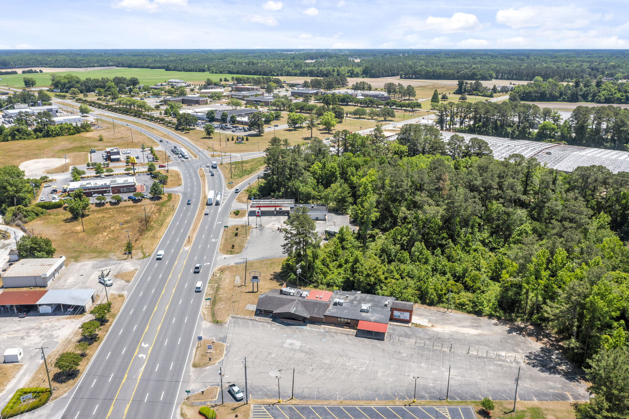 607 New Bern, Kinston, NC for lease Primary Photo- Image 1 of 6