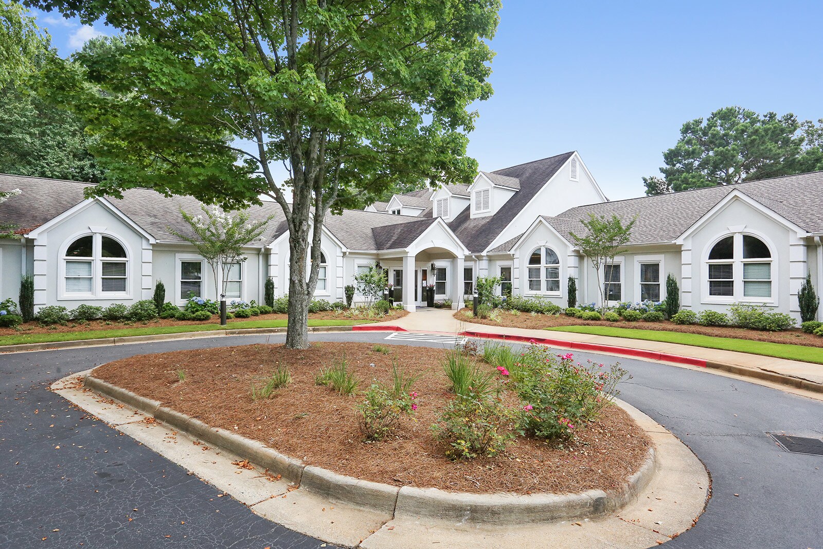 200 Village Pky NE, Marietta, GA for sale Primary Photo- Image 1 of 1