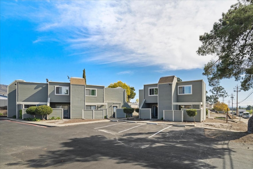 3380 Bullock Ln, San Luis Obispo, CA for sale - Building Photo - Image 1 of 15