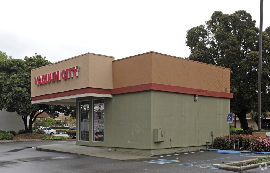 15335 E 14th St, San Leandro, CA for sale - Building Photo - Image 2 of 3