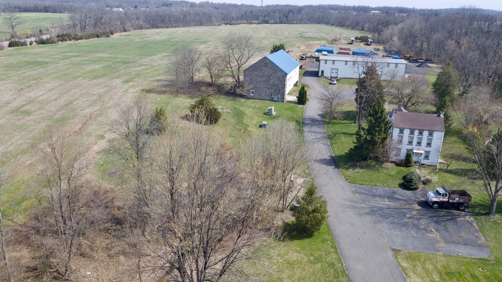 2225 Big Rd, Gilbertsville, PA for sale - Building Photo - Image 1 of 1