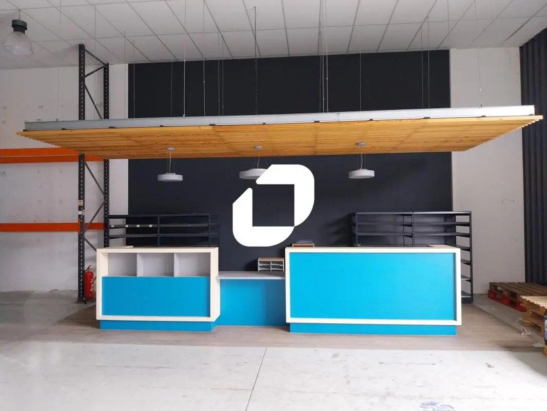 Flex in Couëron for lease Interior Photo- Image 1 of 8