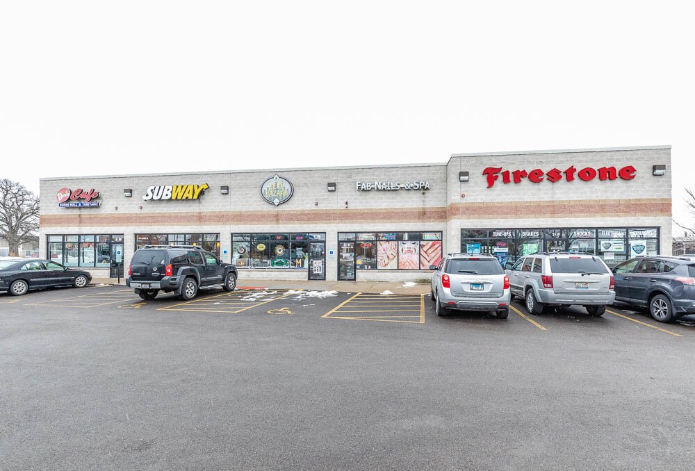 9-25 W Belvidere Rd, Hainesville, IL for sale Building Photo- Image 1 of 1