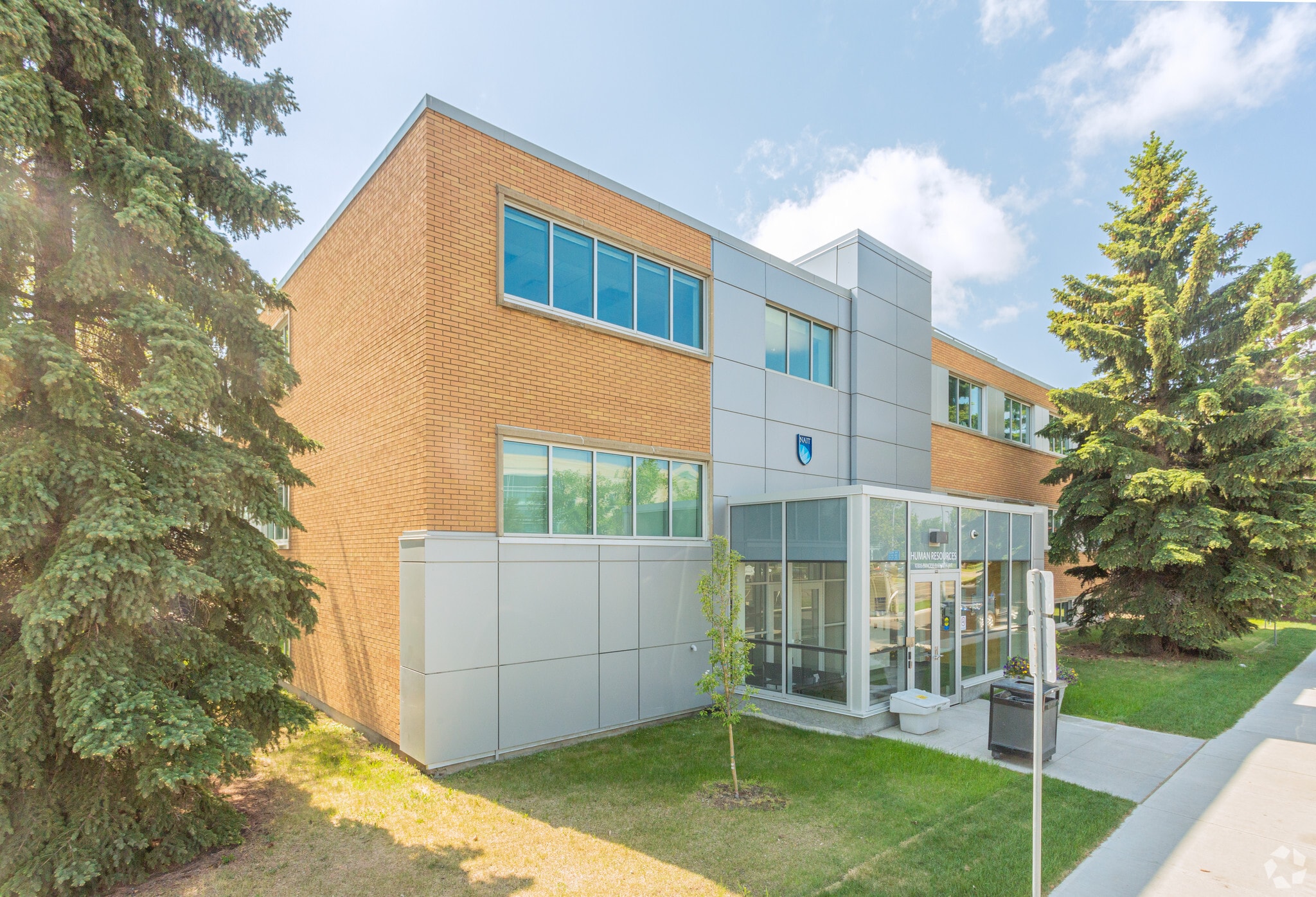 10305 Princess Elizabeth Ave NW, Edmonton, AB for sale Building Photo- Image 1 of 2