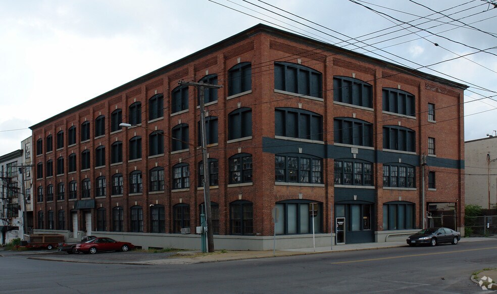 301 Wolf St, Syracuse, NY for sale - Primary Photo - Image 1 of 1