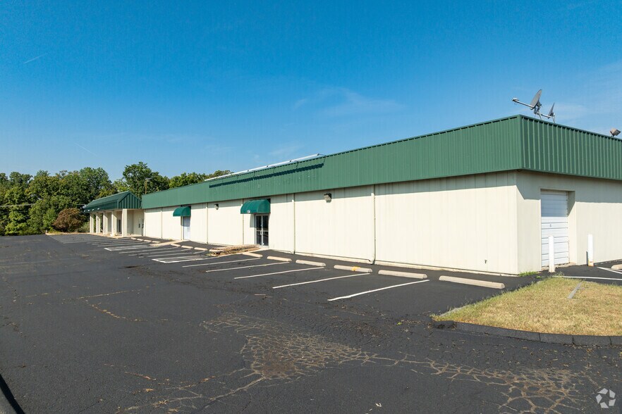 530-534 Workman Rd, Eureka, MO for lease - Building Photo - Image 3 of 8