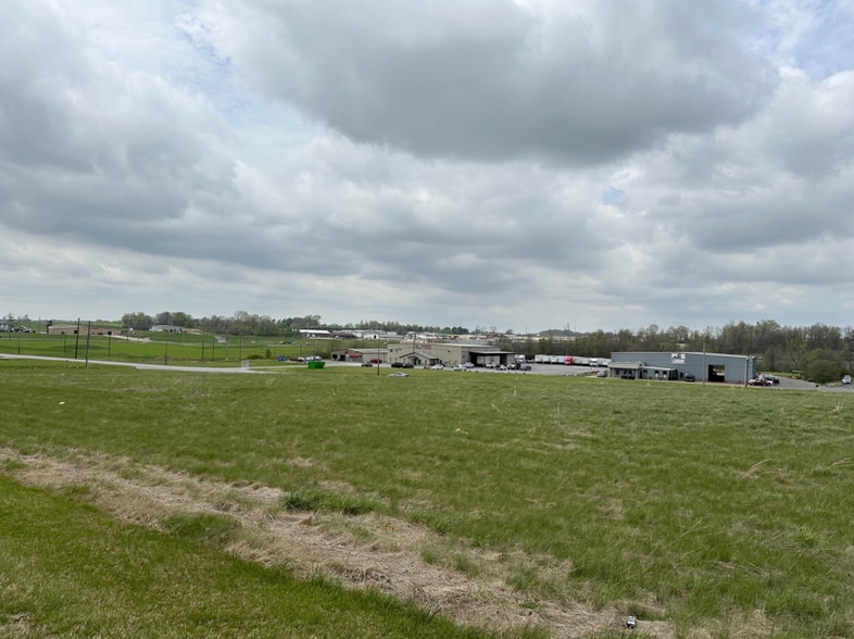 Southern Expressway, Cape Girardeau, MO for sale - Primary Photo - Image 1 of 1