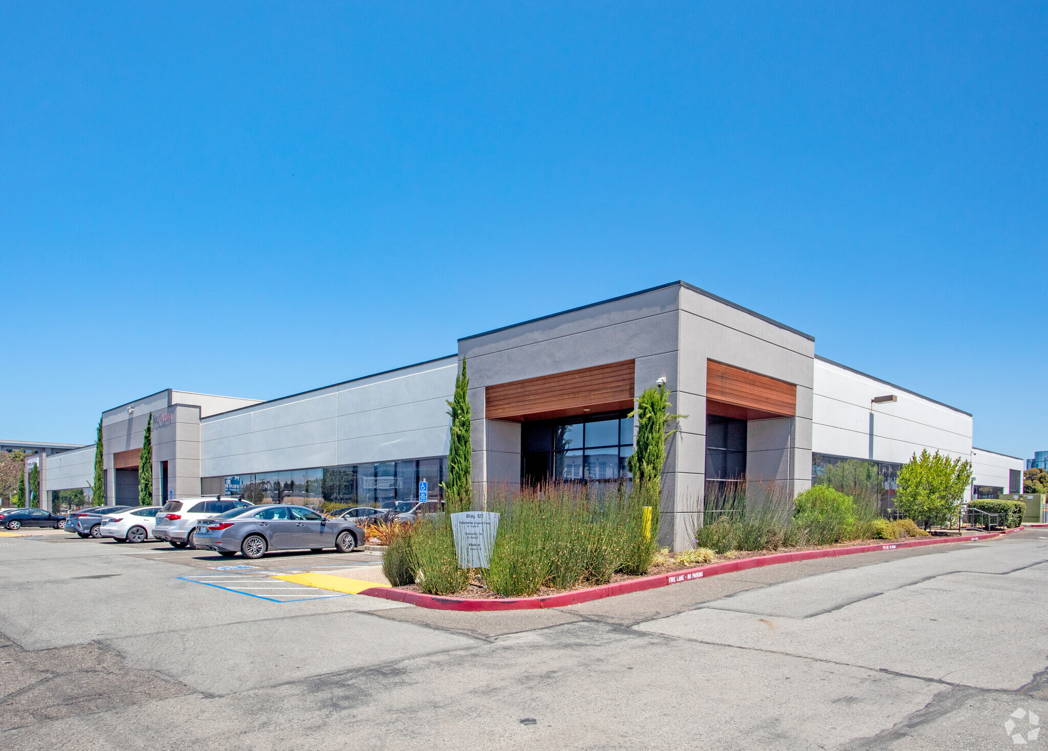 125 Shoreway Rd, San Carlos, CA for lease Primary Photo- Image 1 of 5