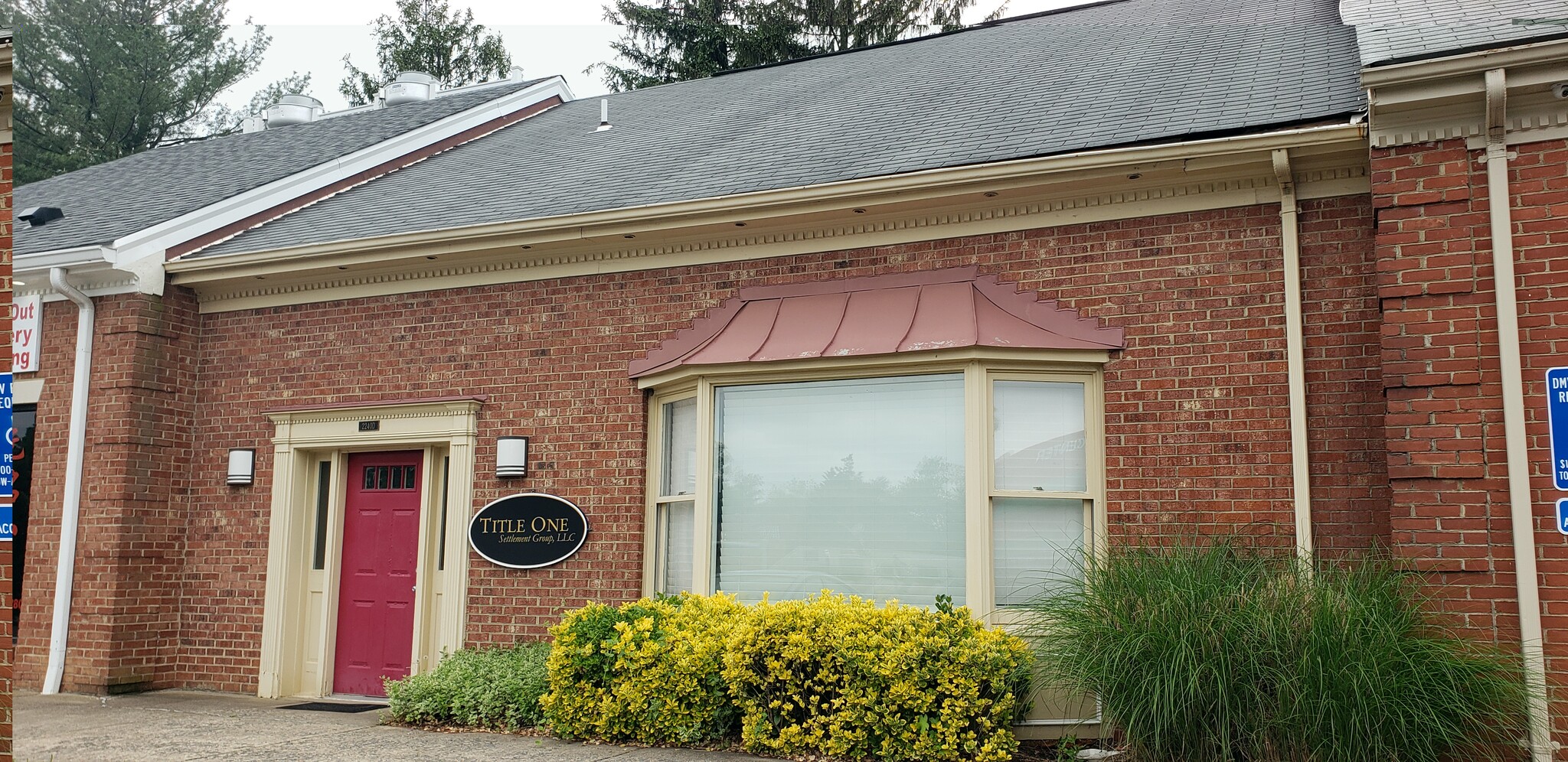 2240D Gallows Rd, Vienna, VA for lease Building Photo- Image 1 of 3