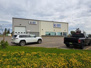 8316 Alaska Rd, Fort St John, BC for lease Building Photo- Image 2 of 9