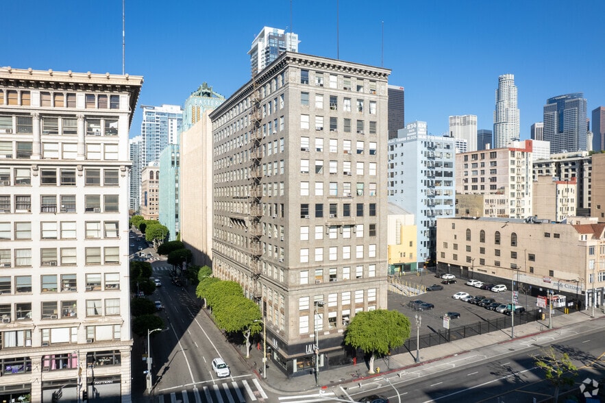 101-117 W 9th St, Los Angeles, CA for lease - Primary Photo - Image 1 of 11