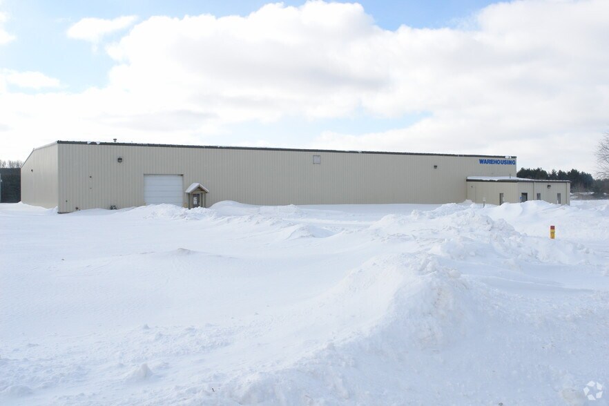 251 Industrial Dr, Evart, MI 49631