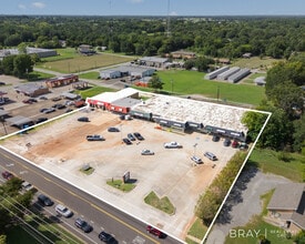 488 W Main St, Van, TX for lease Building Photo- Image 1 of 10