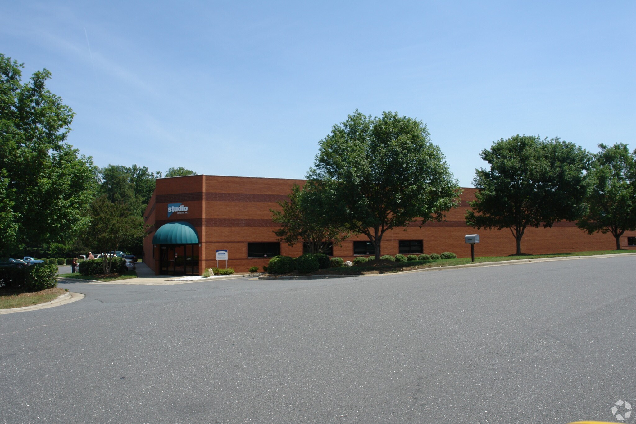 10600 Southern Loop Blvd, Pineville, NC for sale Primary Photo- Image 1 of 1