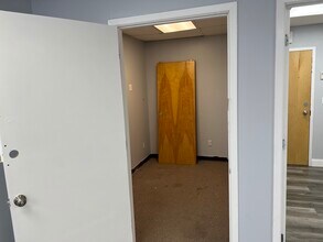 601 Portion Rd, Ronkonkoma, NY for lease Building Photo- Image 2 of 5