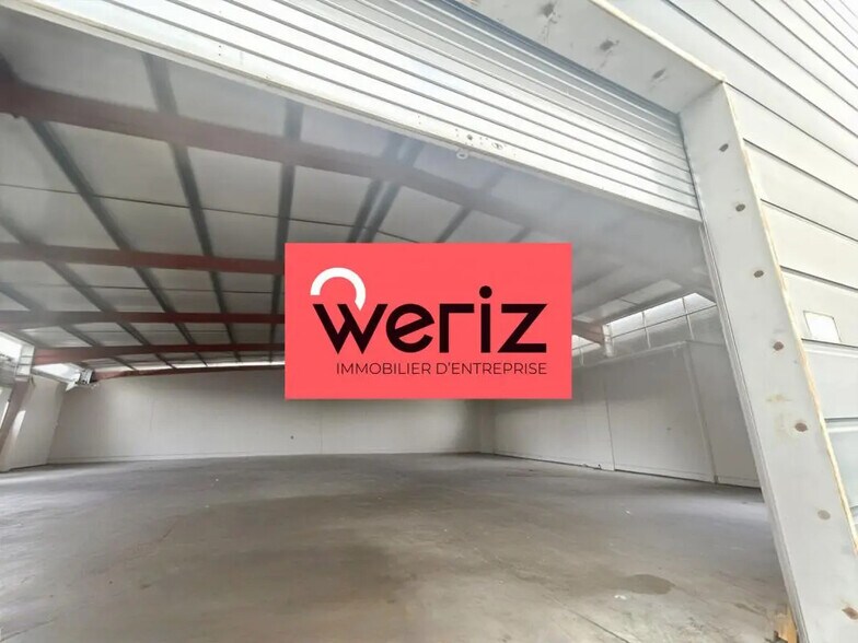 Flex in Aix-en-Provence for lease - Building Photo - Image 3 of 3