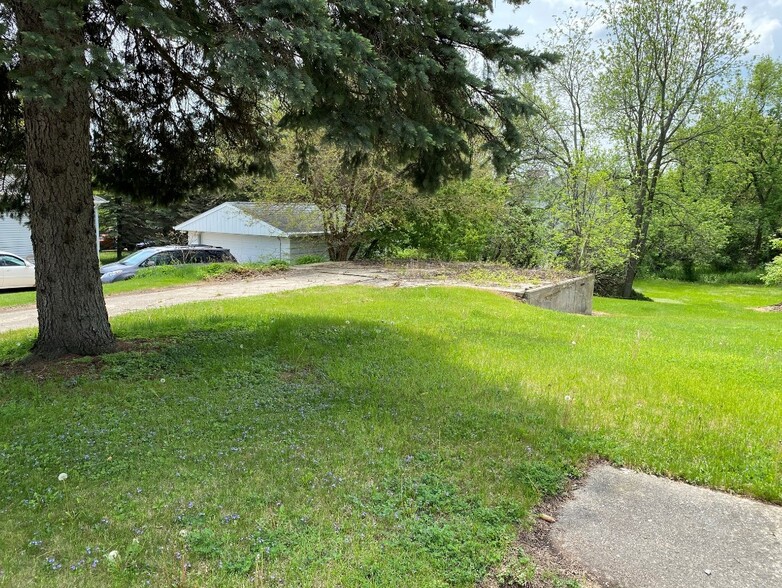 N63W24103 Main St, Sussex, WI 53089 | LoopNet