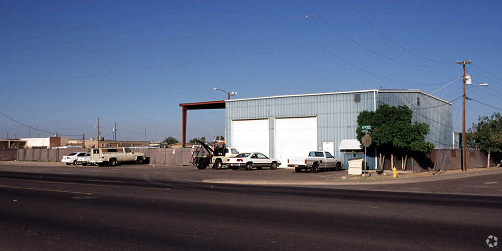 7235 N 67th Ave, Glendale, AZ for lease - Building Photo - Image 2 of 3