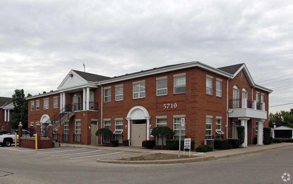 5710 Timberlea Blvd, Mississauga, ON for lease - Building Photo - Image 2 of 2