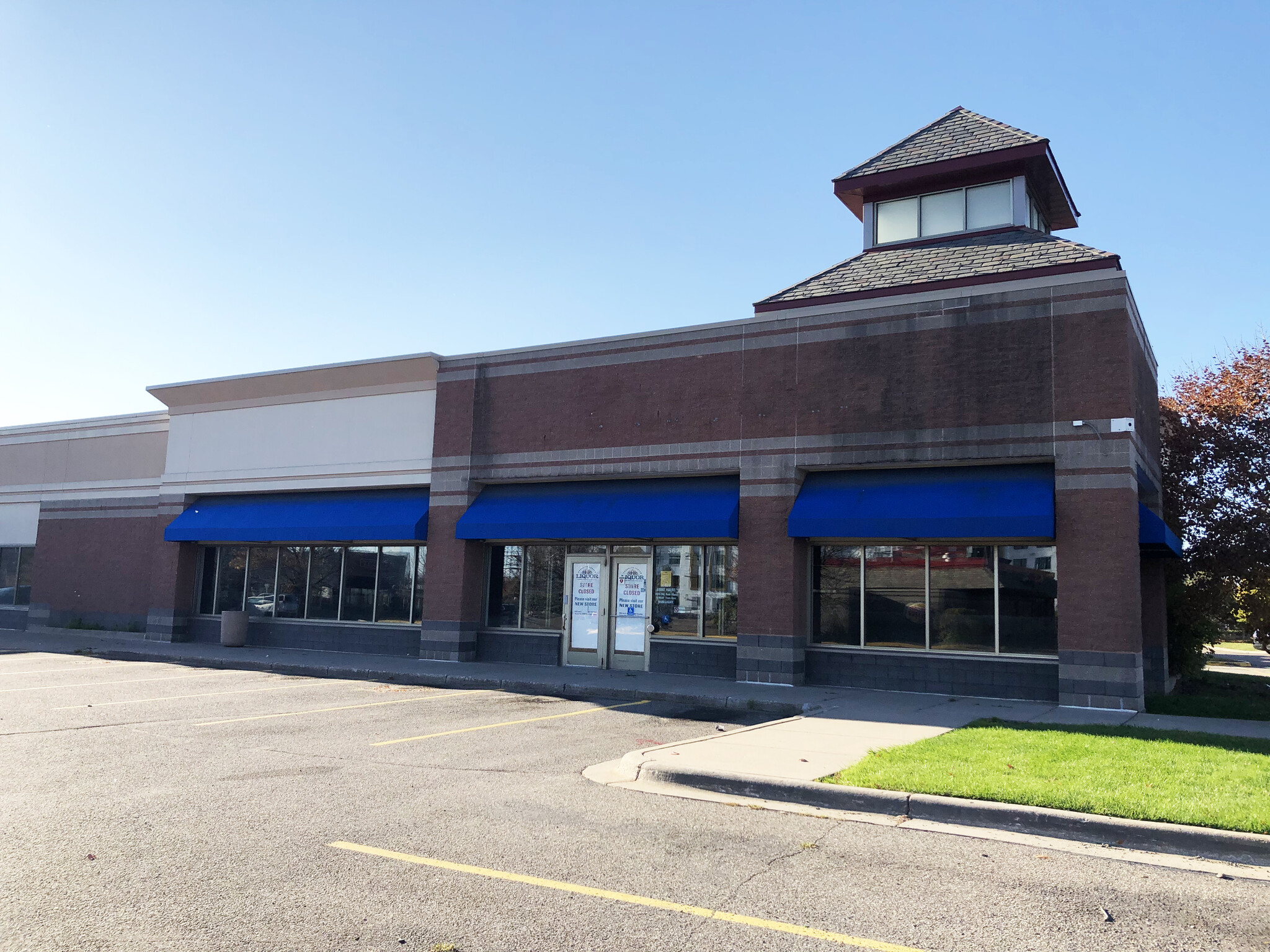 3245 County Highway 10, Minneapolis, MN for lease Building Photo- Image 1 of 2