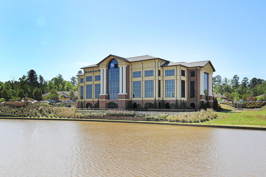 6055 Lakeside Commons Dr, Macon-Bibb, GA for lease - Primary Photo - Image 1 of 8