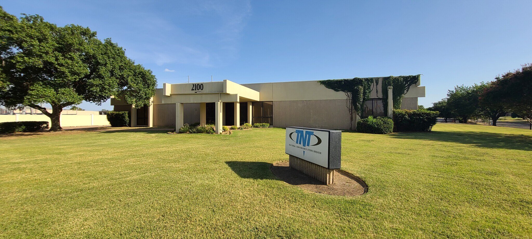 2100 Road To Six Flags E, Arlington, TX for lease Building Photo- Image 1 of 16